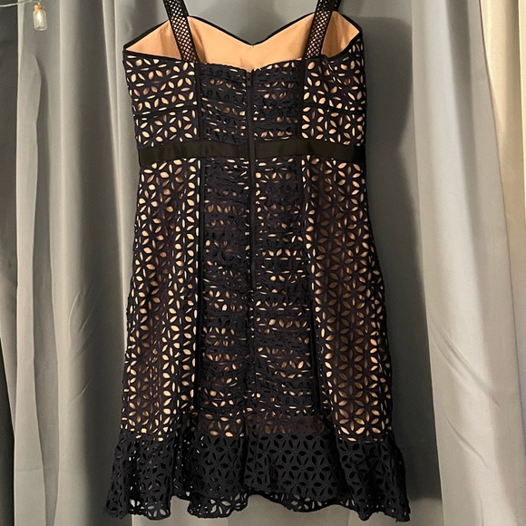 Mr. Self Portrait Navy/Nude Lace Couture Dress Sz 6 excellent condition RARE - Picture 2 of 4